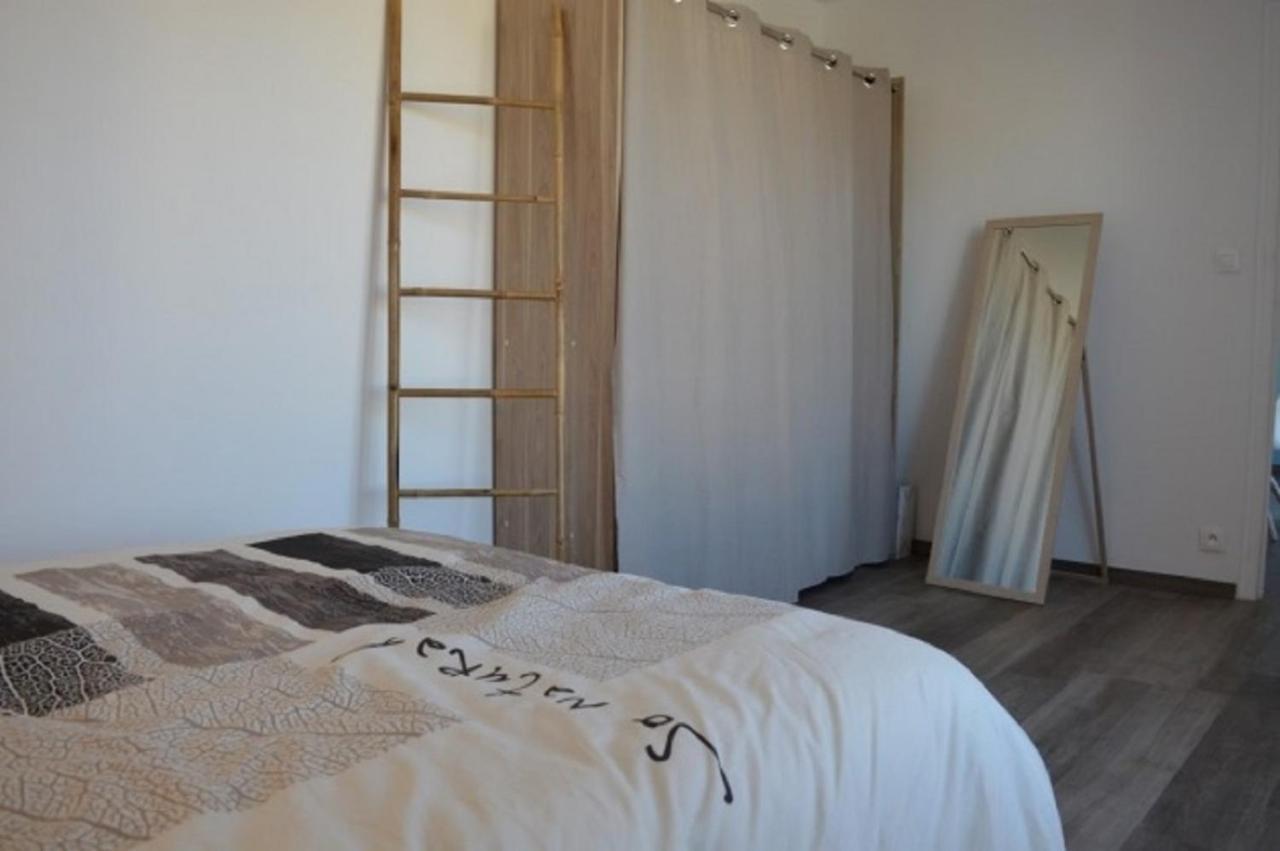 Le Dauphin- Appartement Avec Vue Mer Saint-Cyprien  Exterior photo
