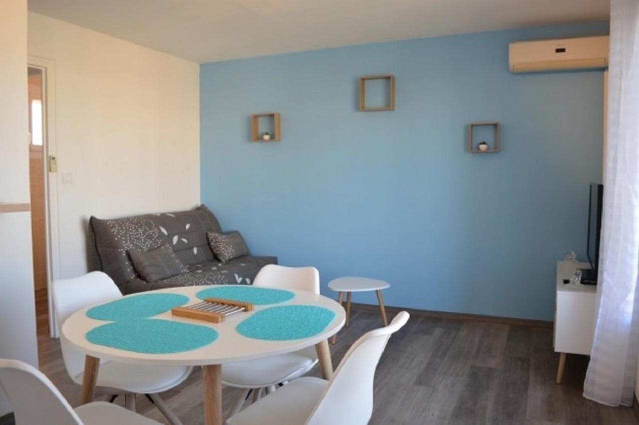 Le Dauphin- Appartement Avec Vue Mer Saint-Cyprien  Exterior photo